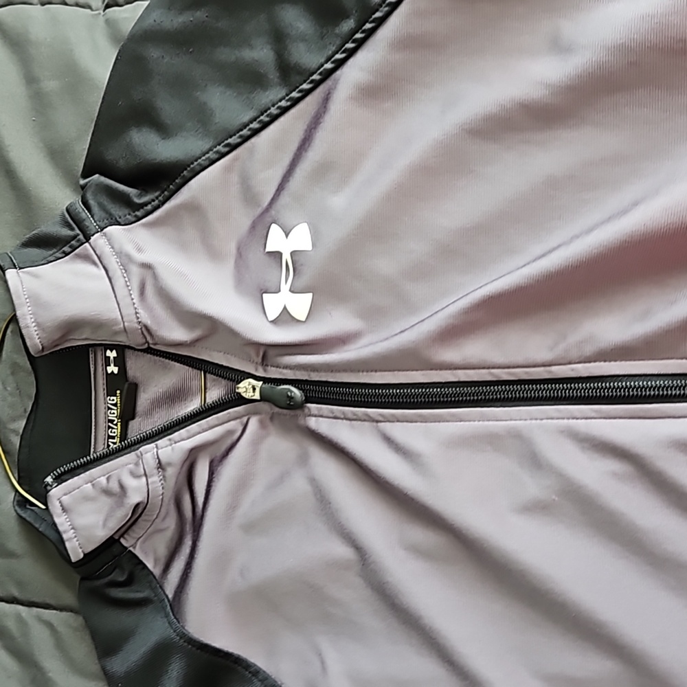 Under Armour yth lg jacket